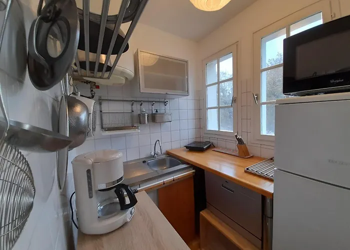 Apartment T2 Lumineux Centre-ville Avec Wi-fi, Lave-linge Et Lave-vaisselle - Fr-1-541-122 *