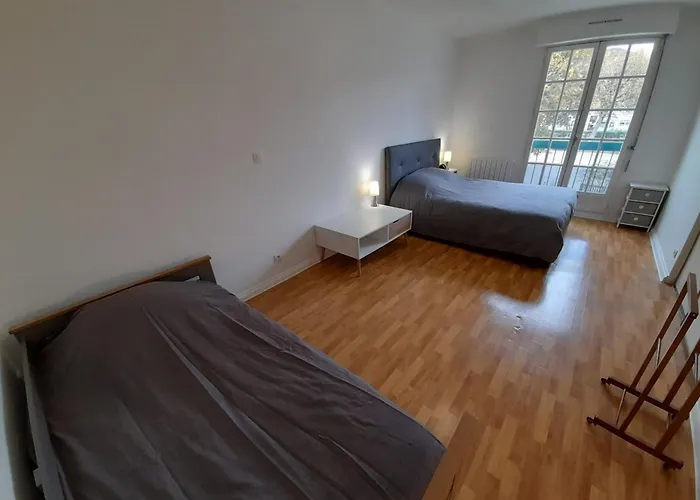 T2 Lumineux Centre-ville Avec Wi-fi, Lave-linge Et Lave-vaisselle - Fr-1-541-122 Apartment La Roche-Posay